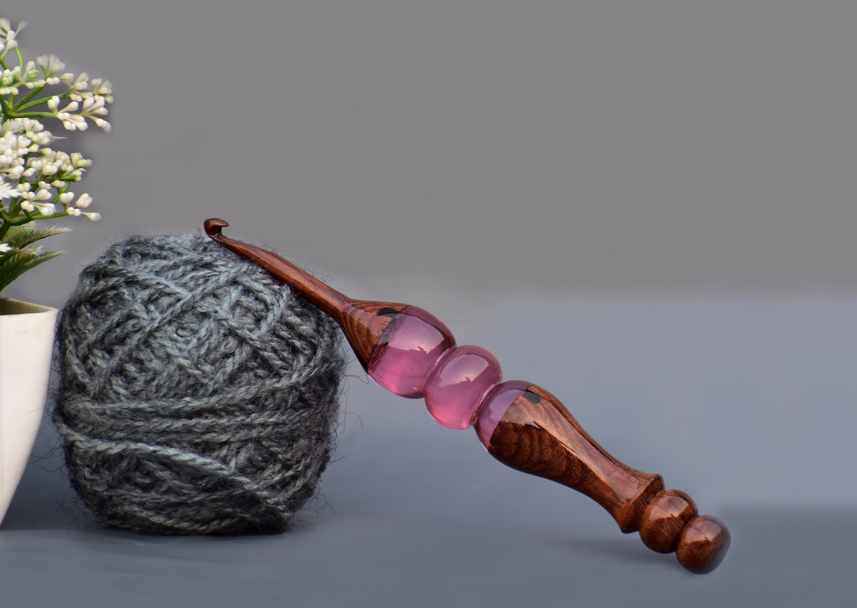 Resin Mix Wooden Crochet Hooks Set - Various Sizes - Rosewood Crochet Hooks  for Arthritic Hands - for Crocheting