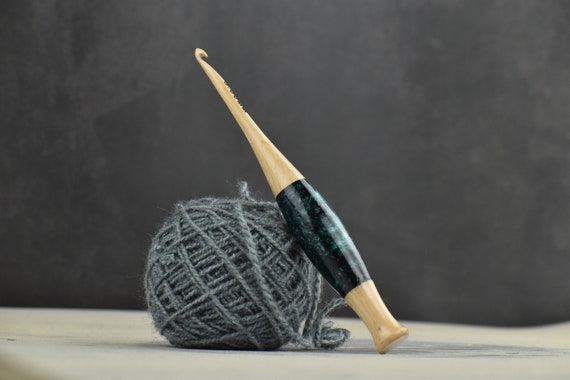 Big Crochet Hooks Set With Beech Wood Handle, Crochet Hooks For Chunky  Yarn, Size 7mm 8mm 9mm 10mm