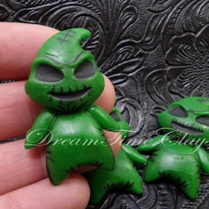 Oogie Inspired Clay Bow Center Embellishment