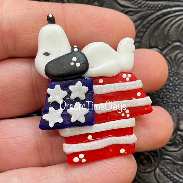 Patriotic Dog on House Clay Bow Center Embellishment