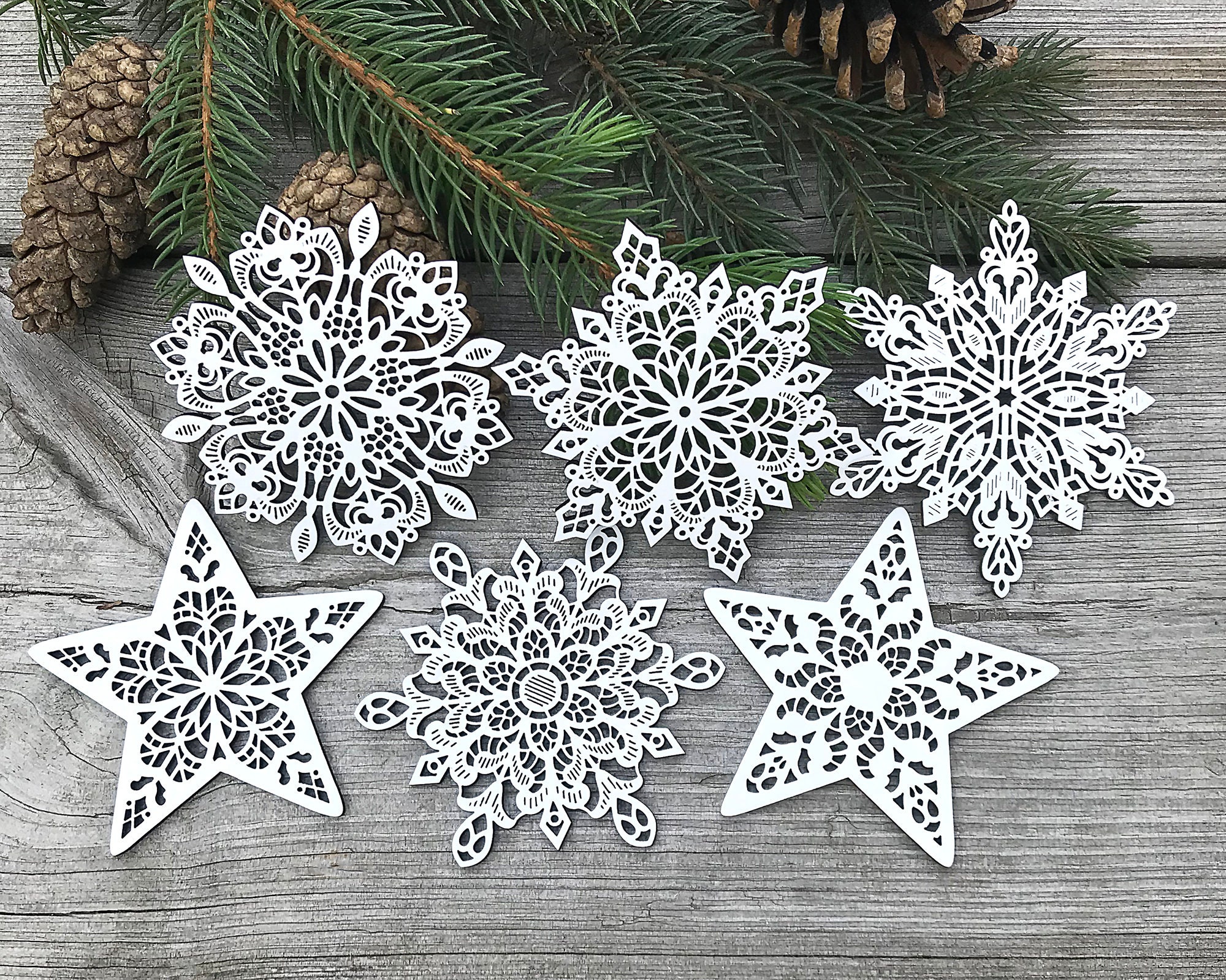 Vellibring 300pcs Wooden Snowflake White Snowflake Ornaments Snowflake  Wooden Slices Buttons Christmas Snowflakes Tags Snowflake Embellishments  for