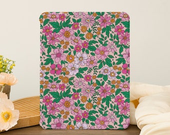 Retro Flowers Floral iPad Case, iPad Air 2025 Case iPad 10 10.9" 2022 iPad Pro 13" 12.9'' 11" 10.9" 10.2" 9.7 inch iPad mini 6 iPad A16 Case