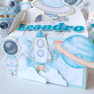 Astronaut Gable box, Astronaut favor box, Astronaut birthday, Astronaut theme, Space theme, Space favor box, Space goodie bags, Space favors