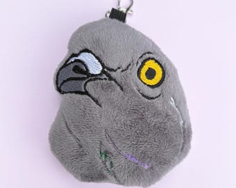 Llavero de peluche de paloma gruñona / Colgante de bolso con forma de pájaro bordado suave