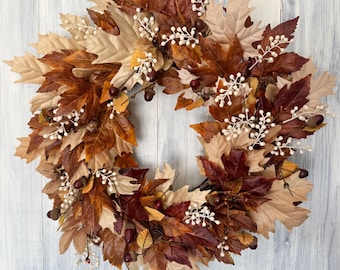 Fall wreath with acorns, maple leaves, white berries and pine cones, Autumn front door decor, fall wreath Artificial rustic fall wreath