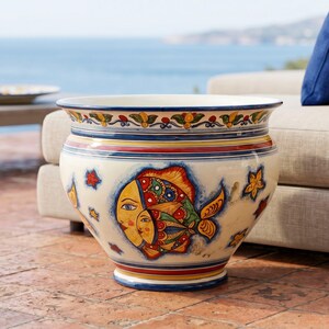 Cache-pot en céramique sicilienne artisanale à décor de poissons, poterie de Caltagirone