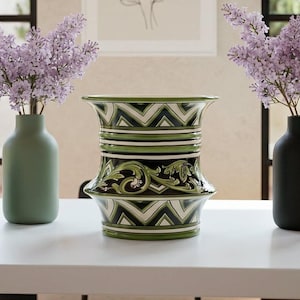 Vase en céramique de Caltagirone, vase cylindrique en faïence italienne artisanale, vase à fleurs vert et noir 25 cm