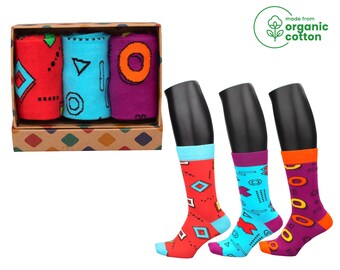 Conjunto de calcetines de punto de algodón orgánico: estampado geométrico colorido, caja de regalo.