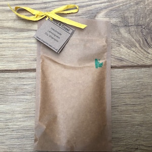 Natural Dog Dry Shampoo: Biodegradable, Plastic-Free