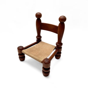 Rustikaler, französischer Vintage Stuhl | Sessel | Low Chair aus gedrechseltem Holz im Stil von Charles Dudouyt aus den 1940er Jahren