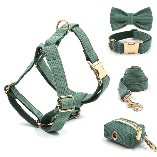 Arnés de pana verde oscuro personalizado collar correa pajarita poo bolsa set / arnés de perro personalizado con correa / arnés de collar de perro a juego