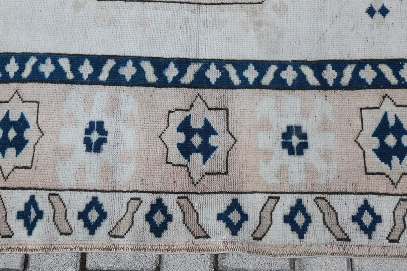 6x8 Rug, Unique Turkish Antique Vintage Rug, 6x8 Anatolian Rug, Cream