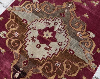 4x10 Runner Rug, Distressed Rug, 4x10 Turkish Runner, Kitchen Runner, 4x10 Vintage Rug, Handmade Rug, 4x10 Oushak Rug, Hallway Rug,Dark Pink