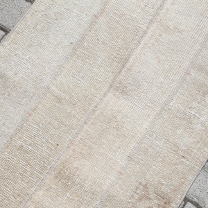 Alfombra Kilim Turca Vintage de 2x4: Alfombra de Pasillo Anatolia Neutral, Decoración Boho Ecléctica para Entrada de Baño, Alfombra de Pasillo Pequeña Beige Marrón