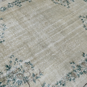 7x9 Vintage Turkish Oushak Rug: Boho Floral Decor
