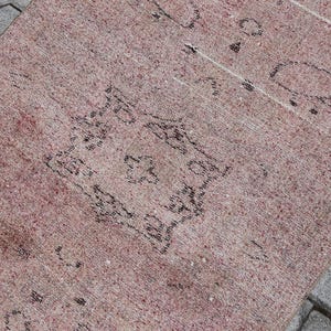 Handmade Wool Turkish Runner Rug: 3x8 Pink Oushak Style