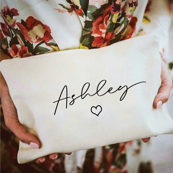 Custom made Makeup Bag, personalized Toiletry Bag, Monogram Cosmetic Organizer, Initial Pouch, Gift for Her, Bridesmaid Gift, Maid of Honor