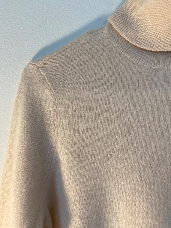 Bloomingdale’s Cream Cashmere Turtleneck/ S /Wome… - image 3