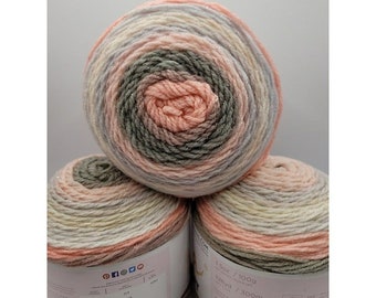 Mandala Sparkle Yarn Lot of 3 Cakes in Nova, Beautiful Soft Yarn, Yarn for Knitting Sweaters, Yarn for Hats