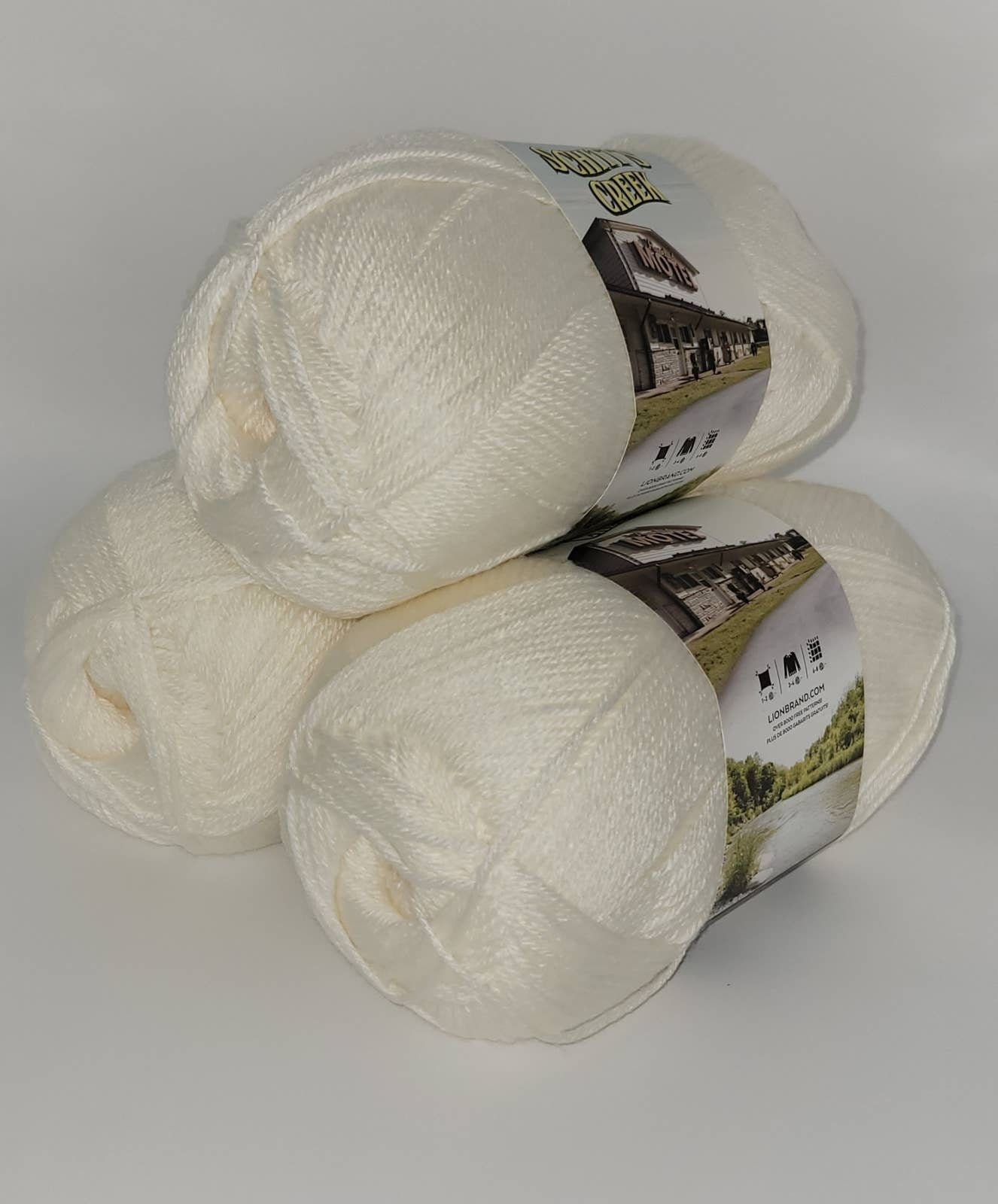 White Worsted Weight Acrylic Yarn 