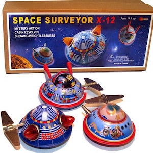 Fliegende Untertasse Spacevermesser Aufziehset