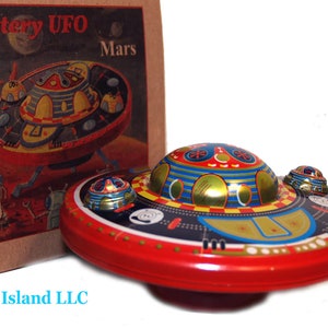 Mars Quest Flying Saucer Tin Toy Windup Mars Attacks