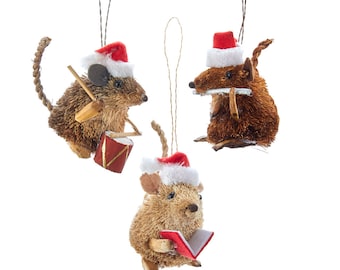 Buri Caroling Mouse Ornaments Gifts, Personalized Ornaments Gifts, Christmas Tree Ornaments 2023, mouse with a flute, drum, book of carols