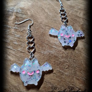 Black bat earrings with silver glitter with hearts, kawaii, cute, emo