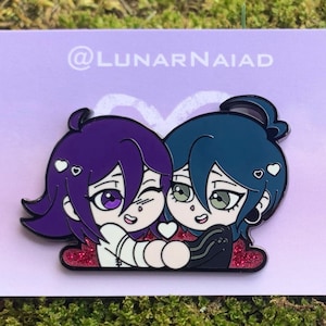 SaiOuma Hard Enamel Glitter Pin (Shuichi Saihara & Kokichi Ouma)