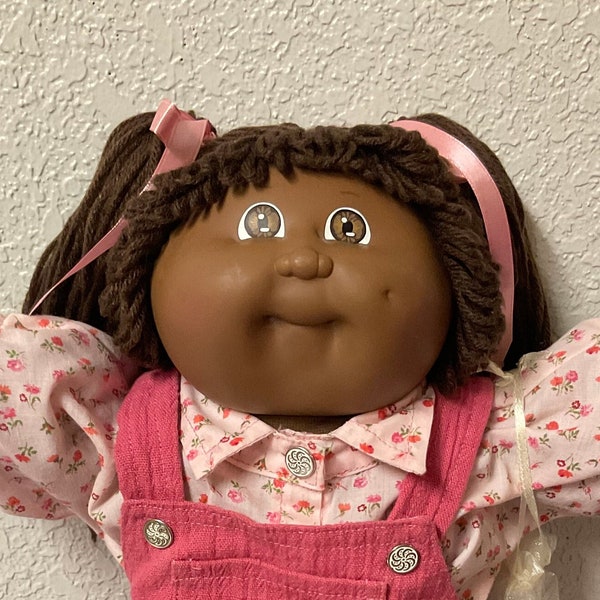 Vintage Cabbage Patch Kid Girl African American Brown Hair Brown Eyes Hong Kong Head Mold #3 1985 Collectors Doll Gifts For Moms Girls Kids