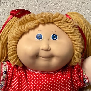 ヴィンテージ キャベツ畑の子供 女の子 バタースコッチヘア 青い目 ヘッドモールド #15 1987 コレクターズアイテム 女の子 娘 姉妹 ママ 友達 彼女へのギフト