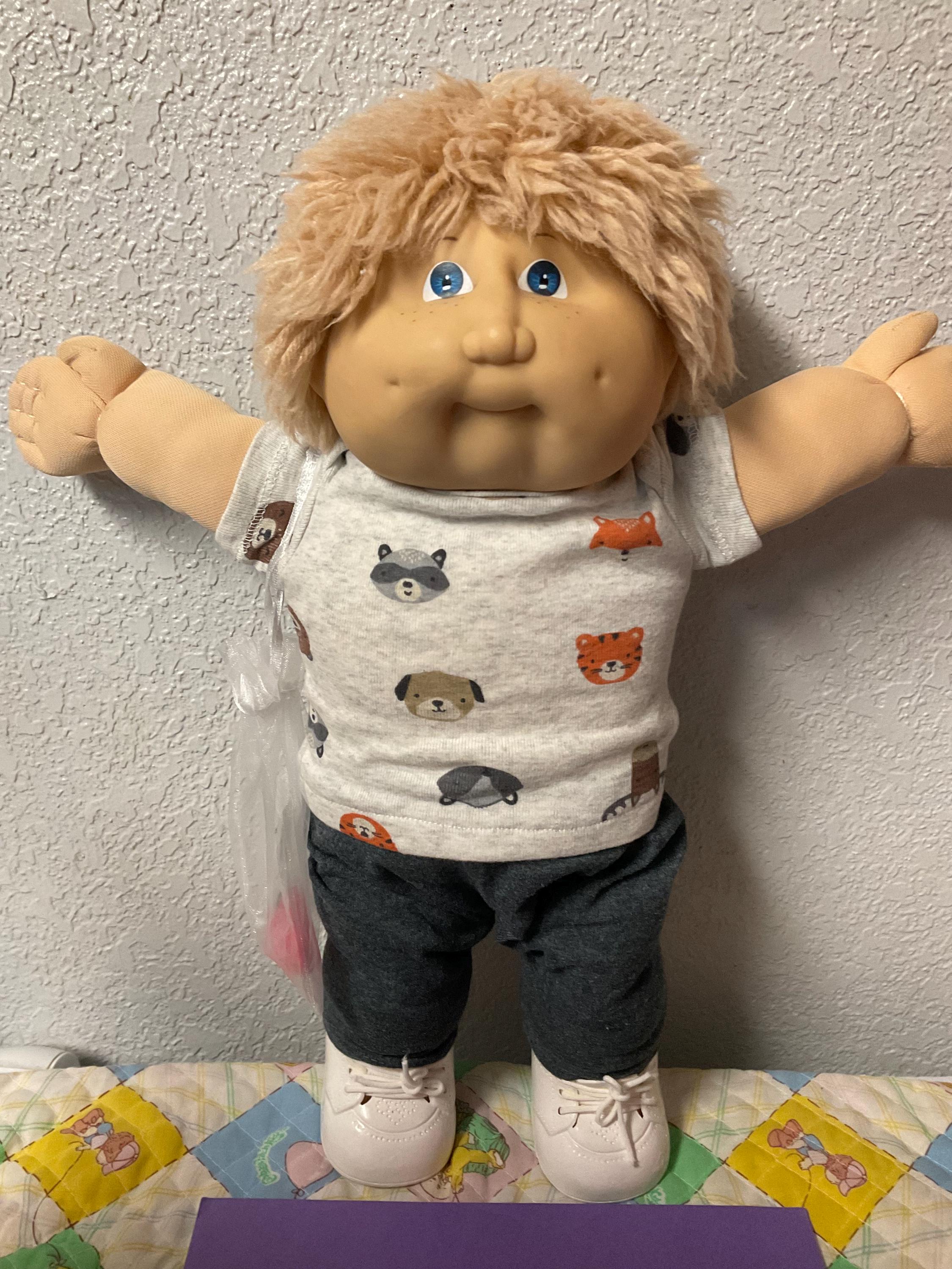 Vintage First Edition Cabbage Patch Kid Boy Wheat Fuzzy Hair Blue  display picture 1