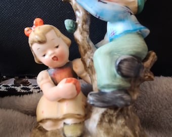 Vintage Napco Figurine, Boy & Girl "Apple Tree Romance" Napco Figure
