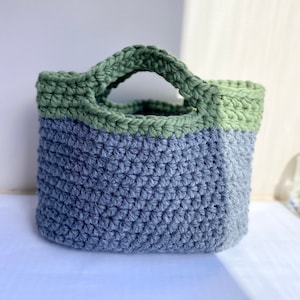 The Original Two-Tone Crochet Purse
