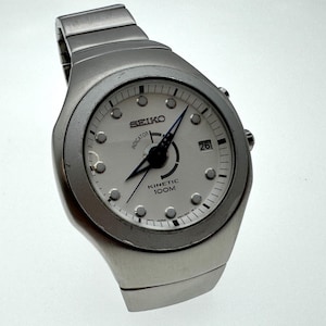 Seiko Kinetic Watch for Men 5M62-0B60