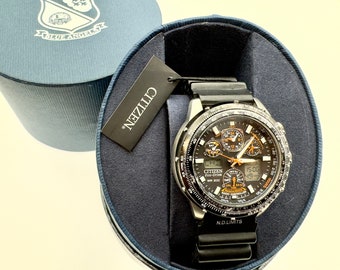 Montre radiocommandée Citizen Eco-Drive Skyhawk