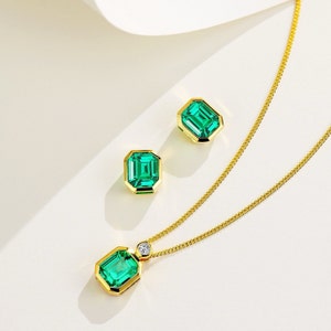 1.2 CT Top-Quality Colombian Emerald Necklace | Elegant Gift for Her