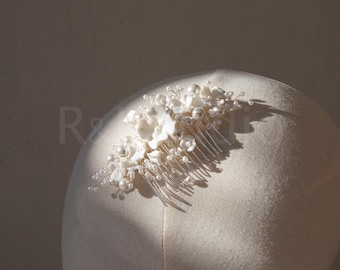 Porcelain Flower Bridal Hair Comb, Handmade Ceramic Blossom Shell Pearl Wedding Headpiece, White Floral Hair Piece