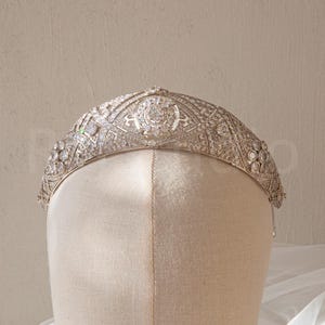 Meghan Markle Inspired Tiara: Zircon Gem, 24k White Gold Plated