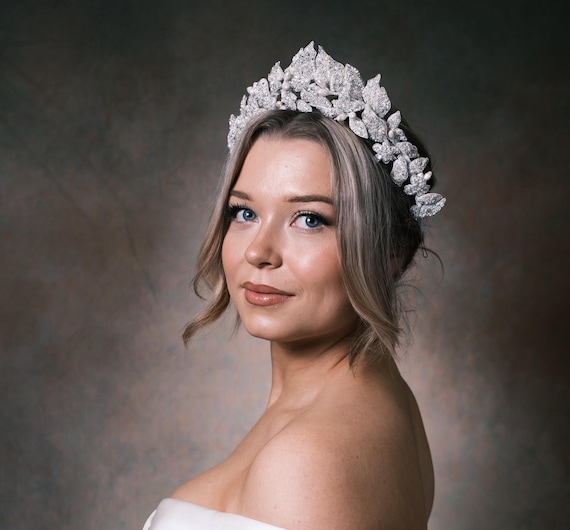 Handmade Swarovski bridal halo crown, swarovski bridal tiara, bridal headpiece Angel Quartz Halo Crown: Swarovski Crystal Celestial  main image 4