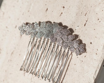 Handmade Cubic Zirconia Leaf Hair Comb – Rhodium-Plated Brass Bridal Headpiece