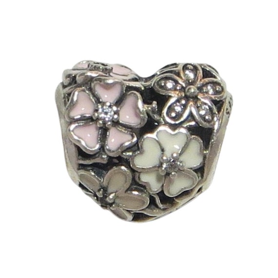 Pandora poetic blooms floral bracelet and 3 flower charms set