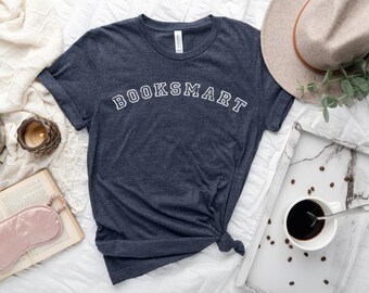 Booksmart T-shirt for Bookworm, Gift for Reader, Book Lover Shirt, ACOTAR, Booktok Gift, Reading Present, Book Shirt, Bibliophile