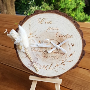 Portafedi in legno personalizzabile con fiori secchi, matrimonio boho chic naturale ed ecologico