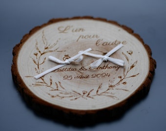 Customizable wooden wedding ring holder, natural eco-friendly boho chic wedding