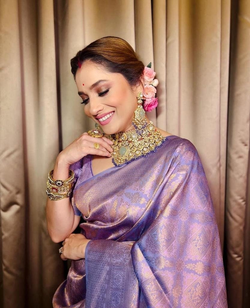 Lavender Colour Beautiful Saree Wedding Wear Soft Silk Saree