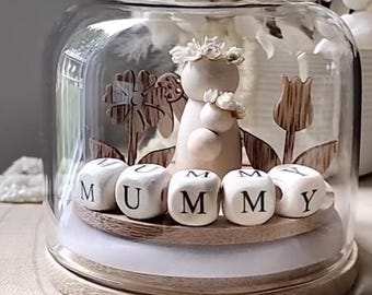 Mum/Nanna - Customizable Miniature Mother&#39;s Day Globe - Pick your Wording, Colouring and Skin tones