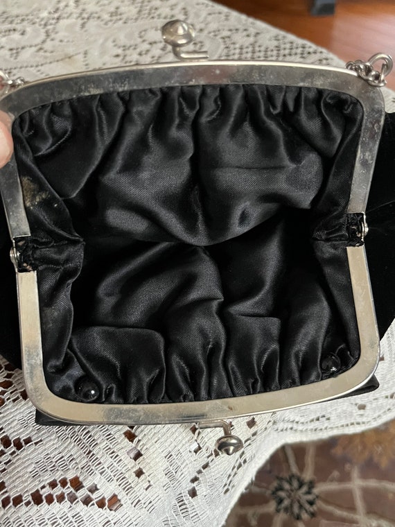 Vintage velvet evening bag - clasp opening - sati… - image 4