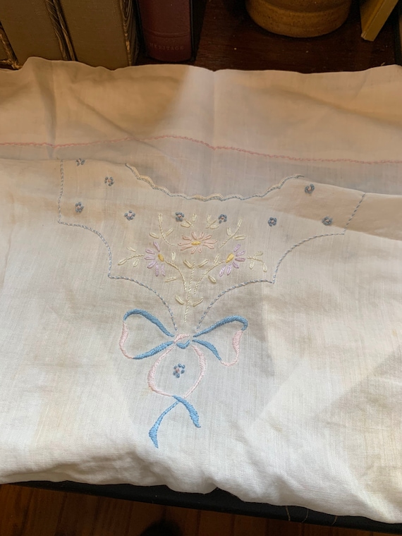 Antique Edwardian childs' night dress - embroider… - image 1