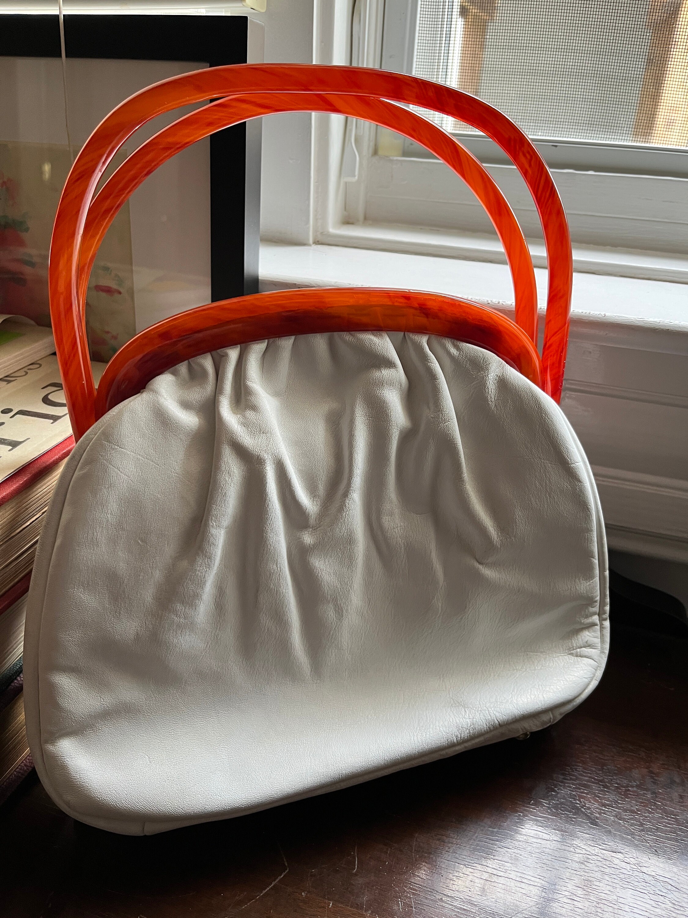 Etra Bakelite and Leather Handbag Vintage Style Retro Glamour White Leather Etsy